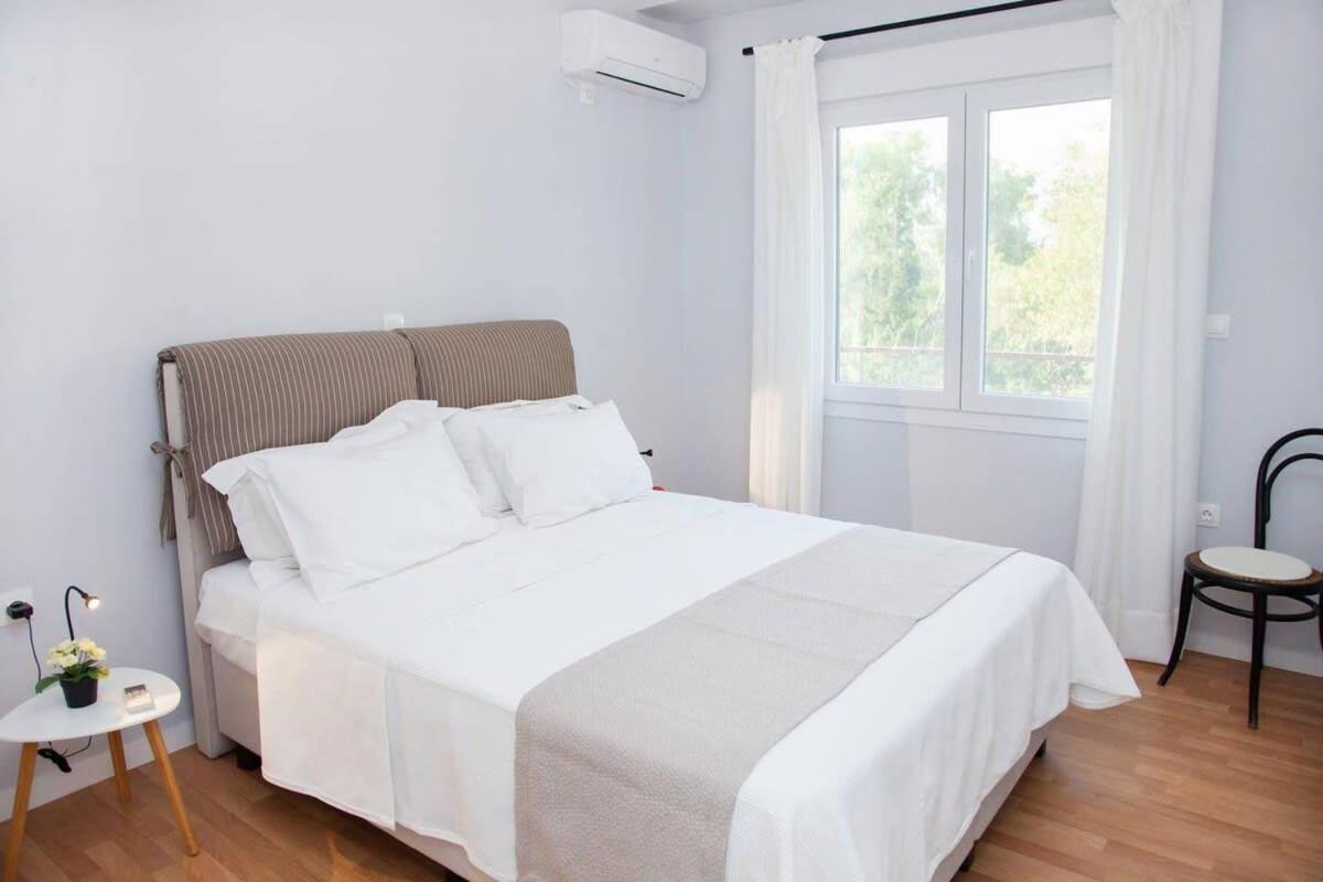 Fully Renovated, Modern Beauty In Central Athens! Exterior photo