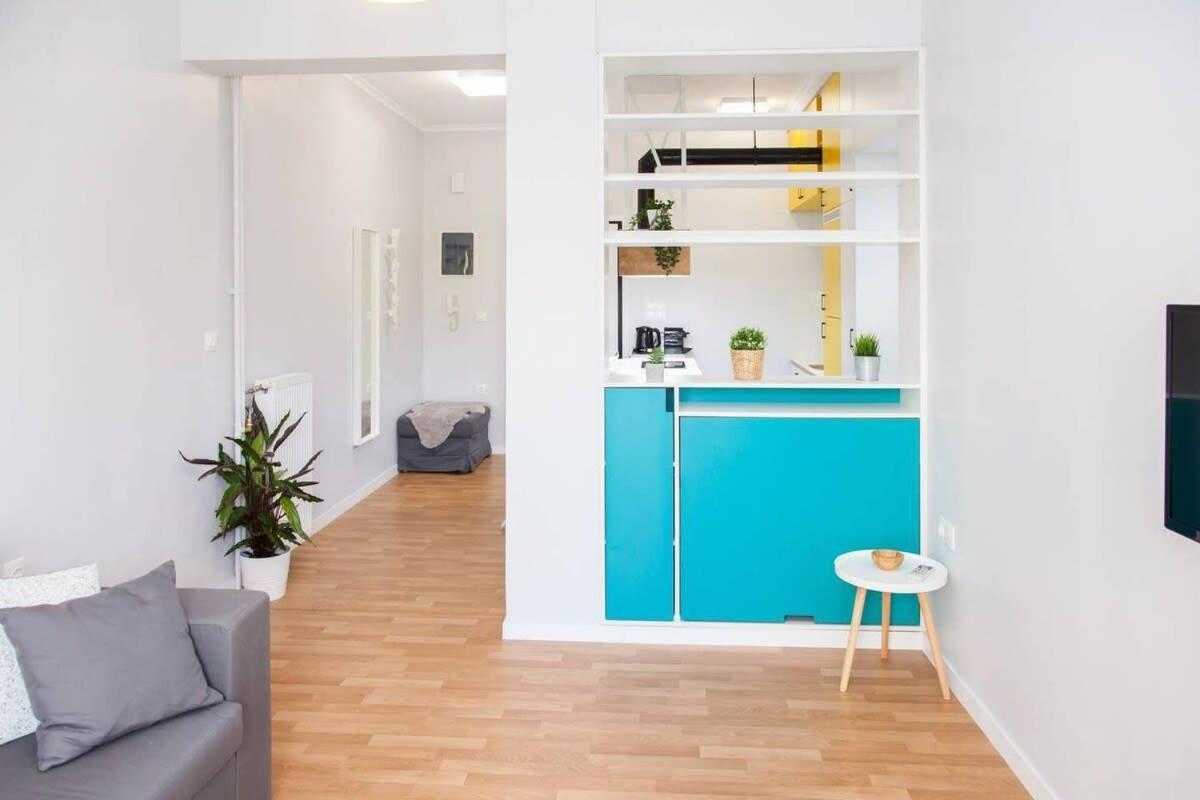 Fully Renovated, Modern Beauty In Central Athens! Exterior photo