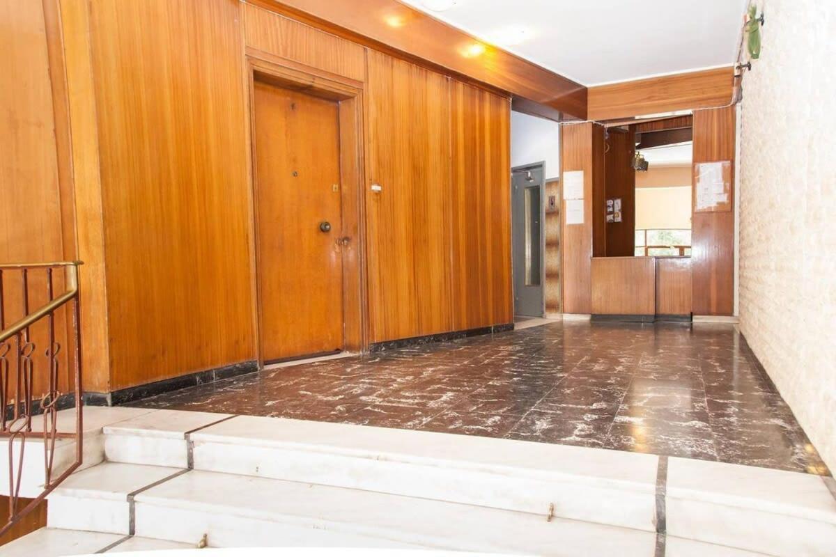 Fully Renovated, Modern Beauty In Central Athens! Exterior photo