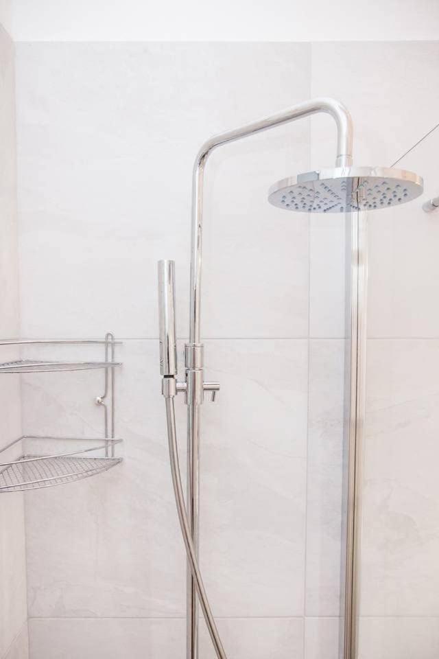 Fully Renovated, Modern Beauty In Central Athens! Exterior photo